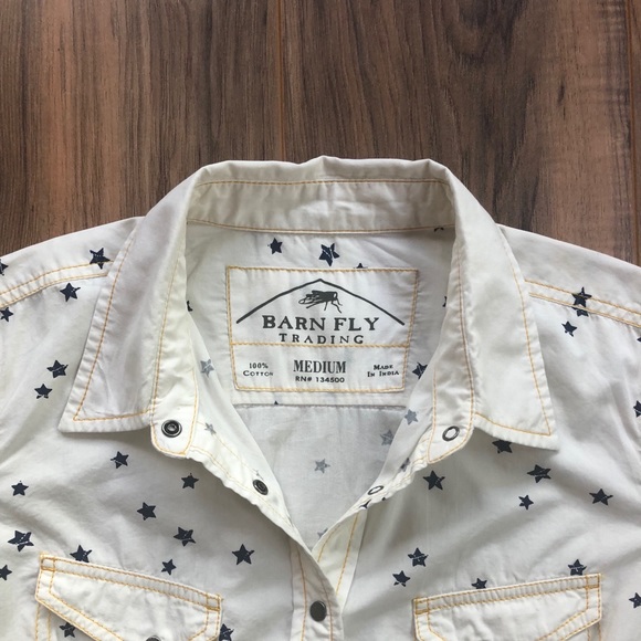 Medium Women’s Barn Fly Trading Button Up - Picture 2 of 4